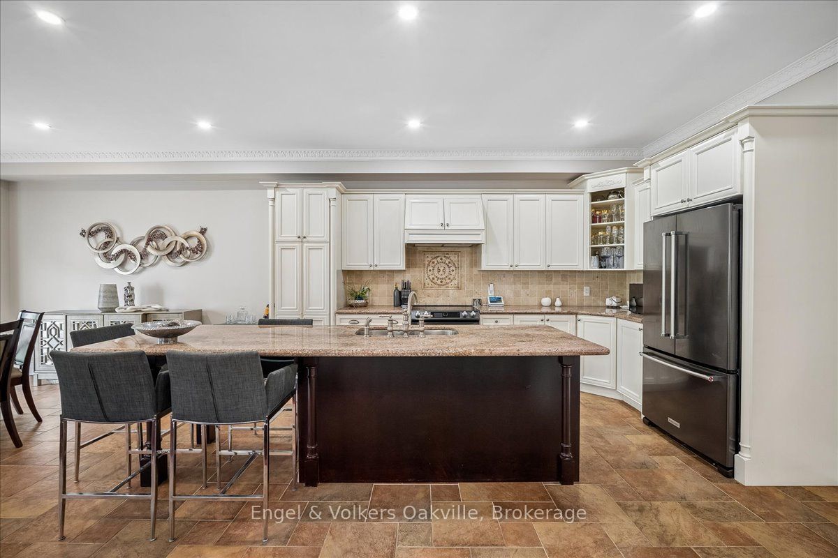 5113 Celebration Drive, Mississauga, ON L5M 8B3 photo 3