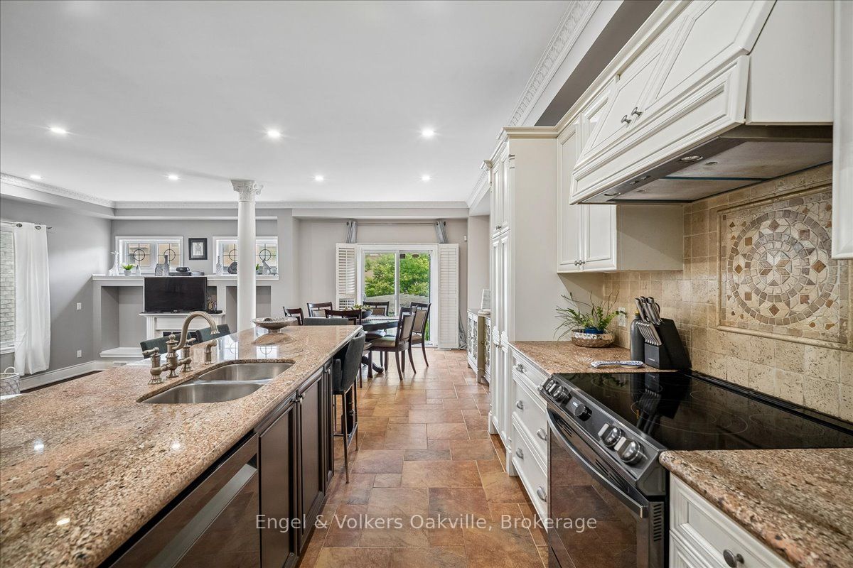 5113 Celebration Drive, Mississauga, ON L5M 8B3 photo 4