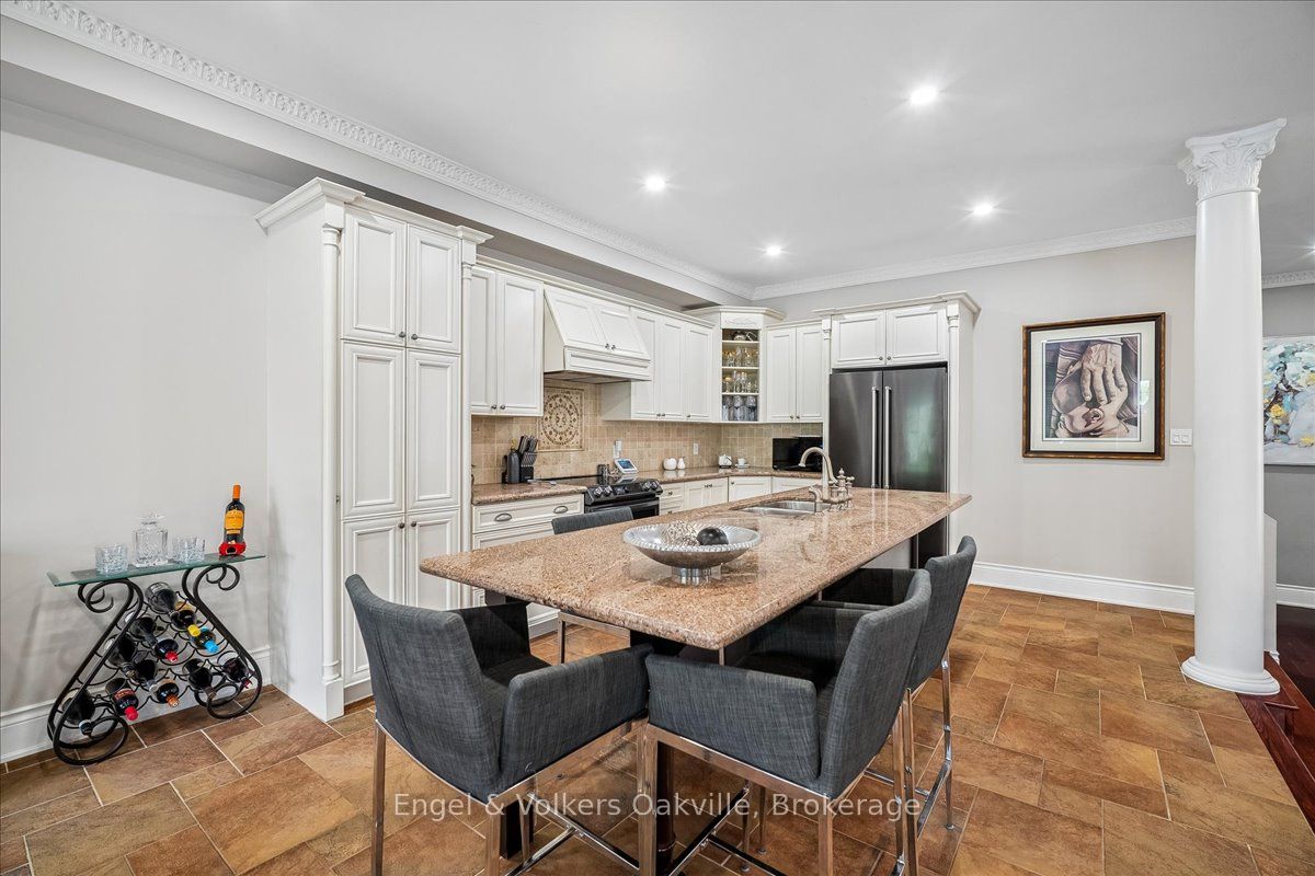5113 Celebration Drive, Mississauga, ON L5M 8B3 photo 5