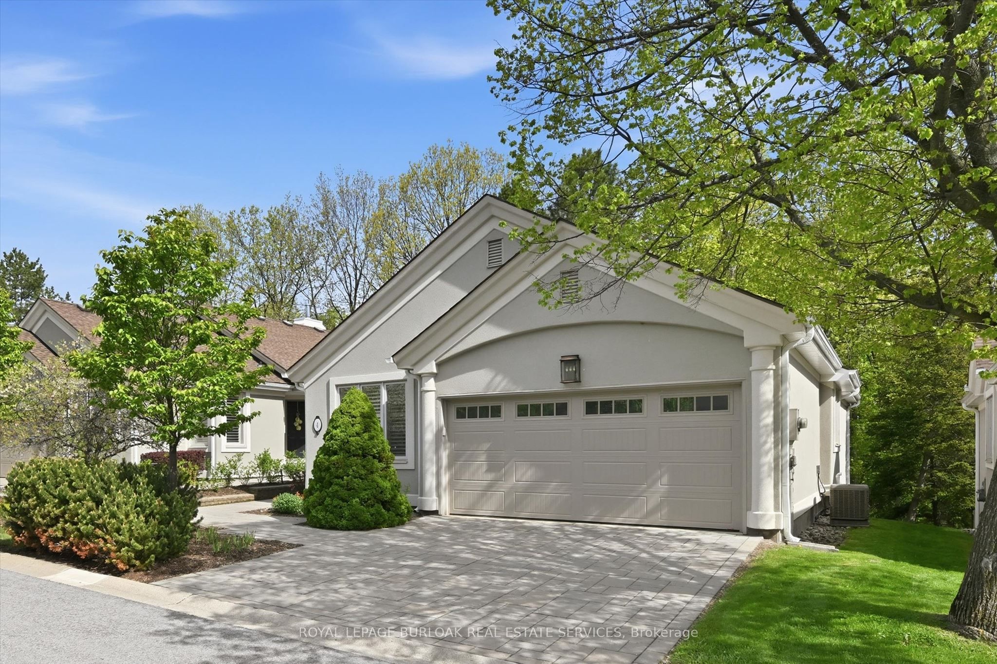 1095 Skyview Drive 4, Burlington, ON L7P 4W7 photo 3
