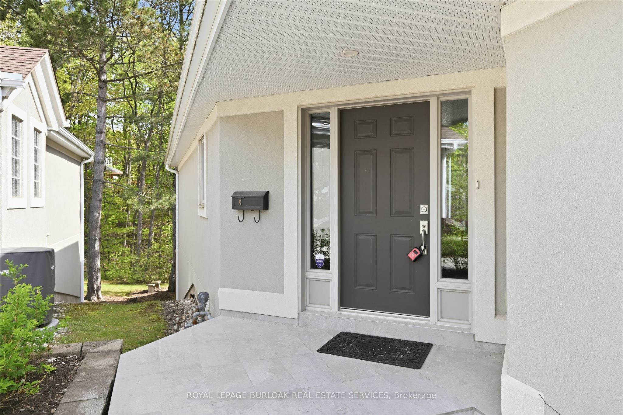 1095 Skyview Drive 4, Burlington, ON L7P 4W7 photo 4