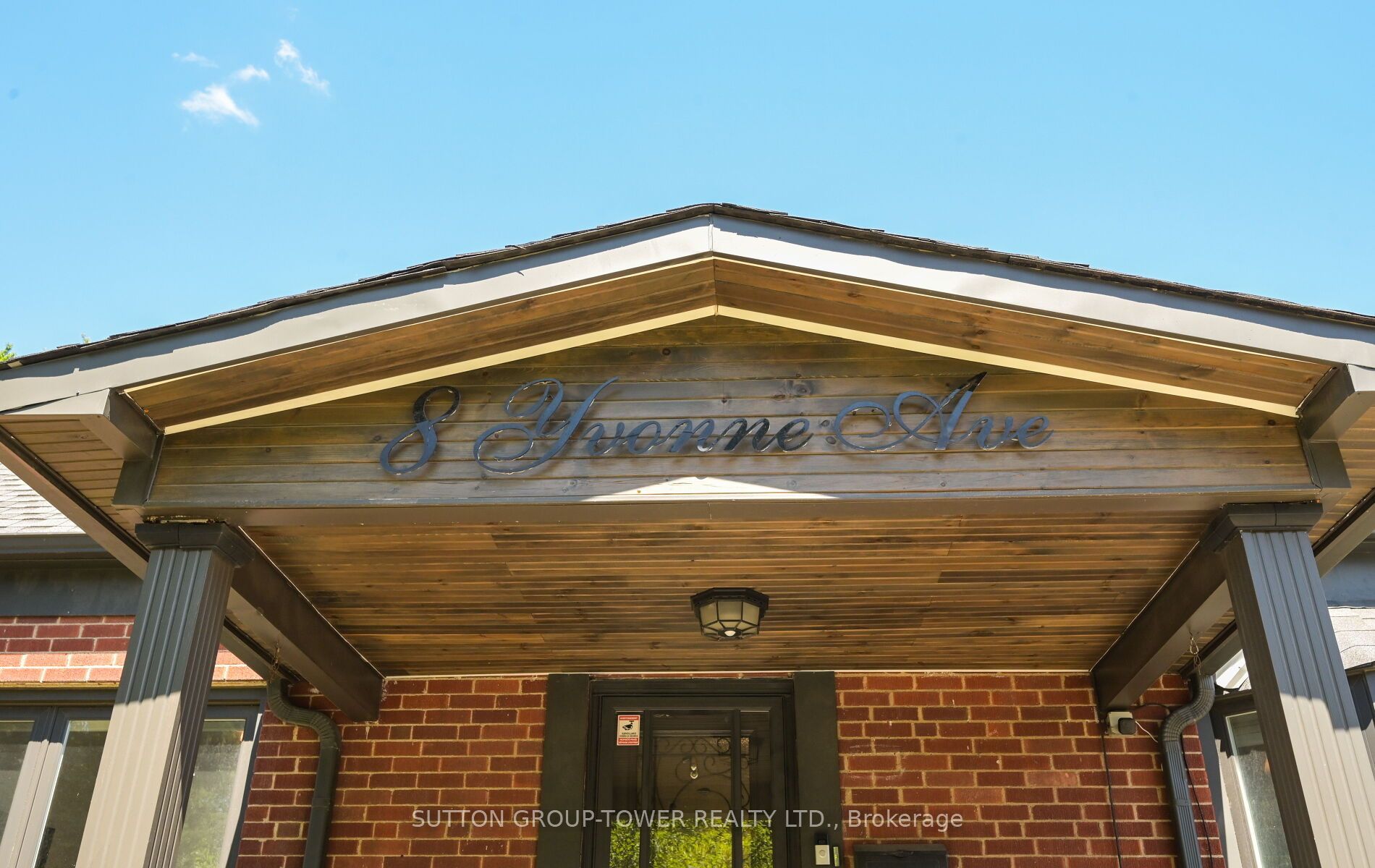 8 Yvonne Avenue N, Toronto, ON M3L 1C7 photo 4