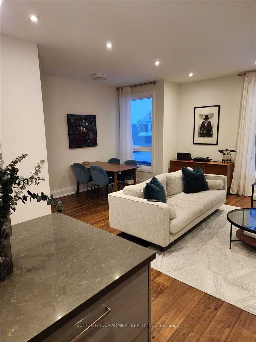 15 Ennerdale Road 201, Toronto, ON M6E 4C2 photo 4