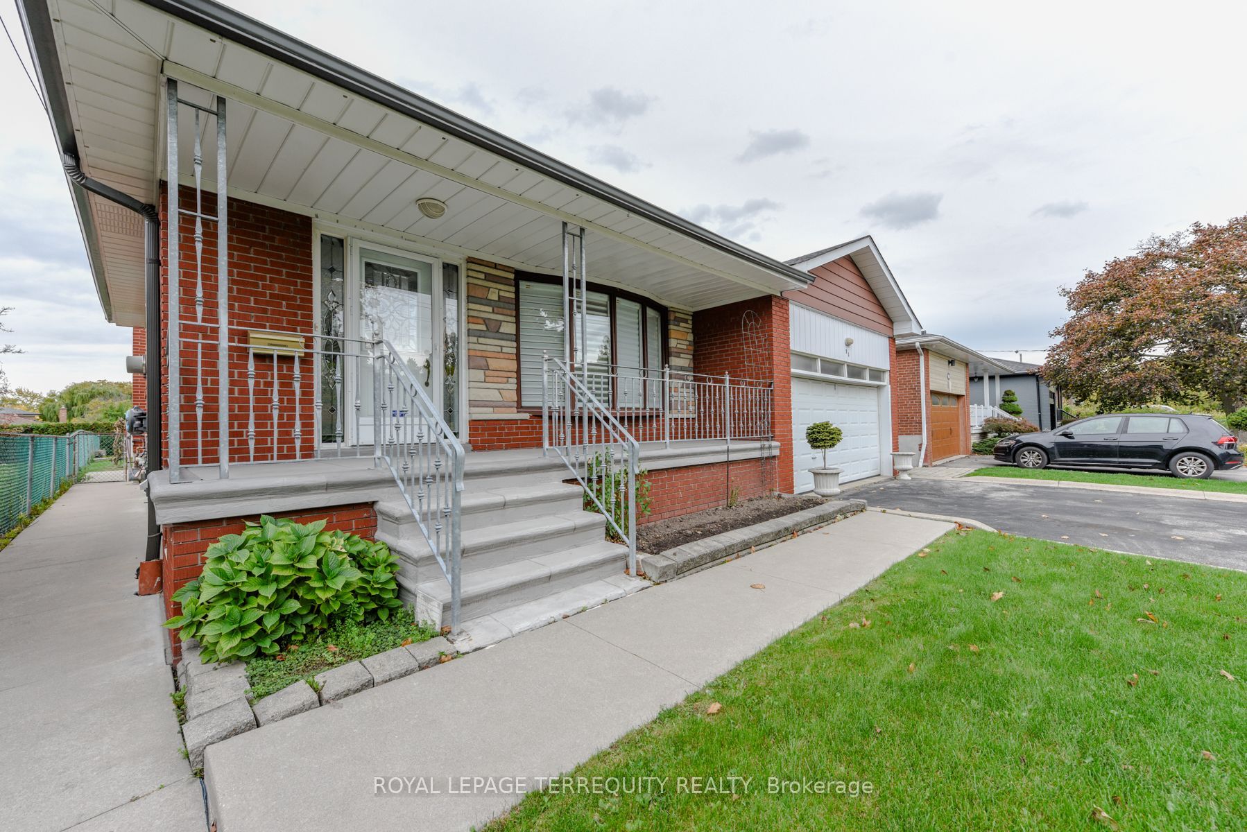 94 Melbert Road, Toronto, ON M9C 3R1 photo 3