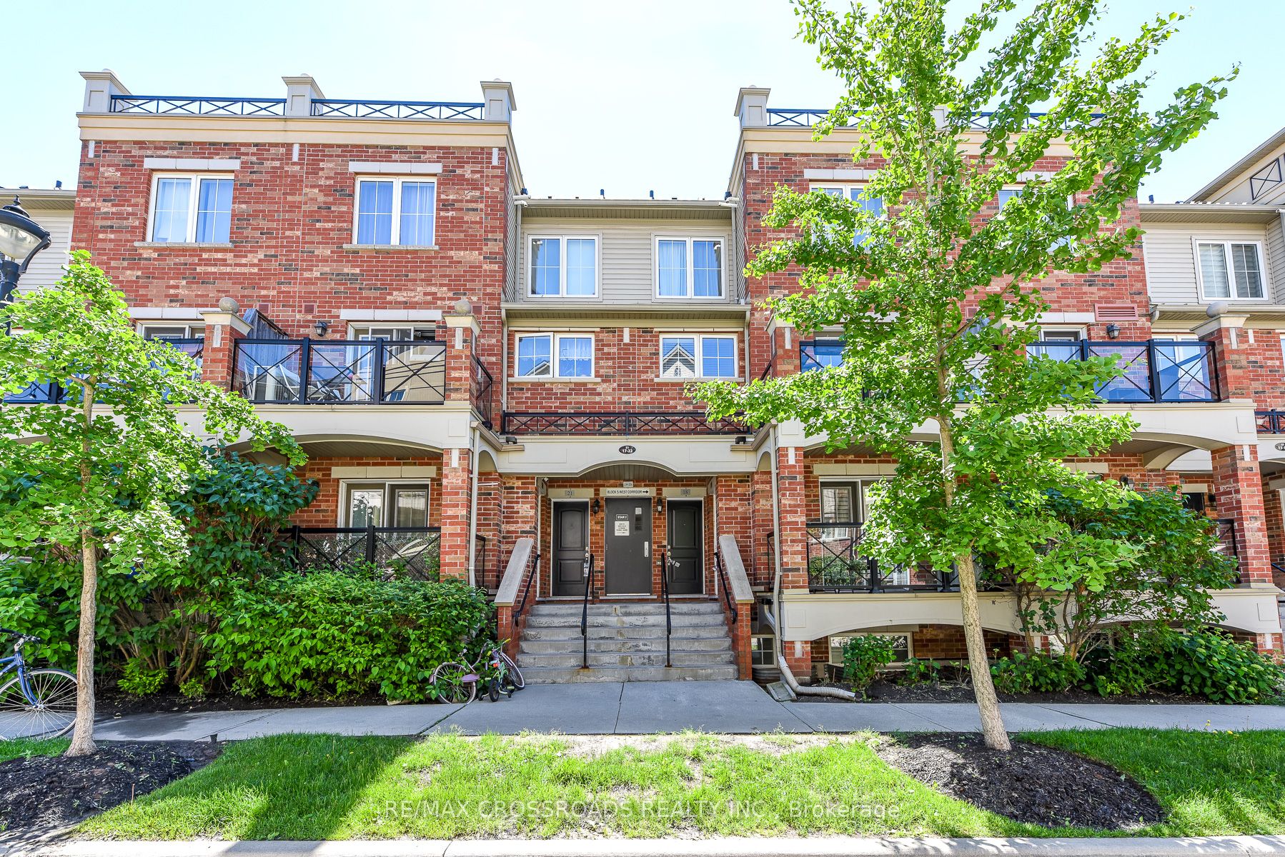 51 Hays Boulevard 19, Oakville, ON L6H 0J1 photo 4