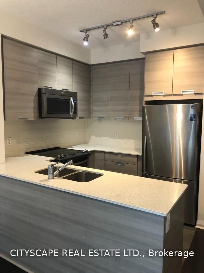 75 Eglinton Avenue W 1910, Mississauga, ON L5R 0E5