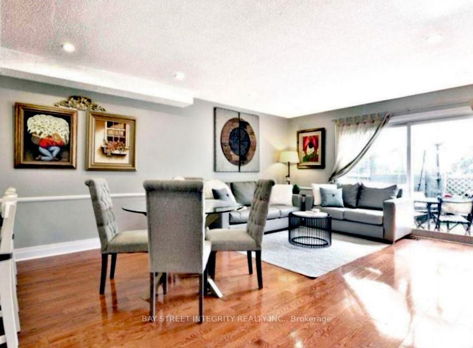 1580 Lancaster Drive 29, Oakville, ON L6H 2Z5 photo 3