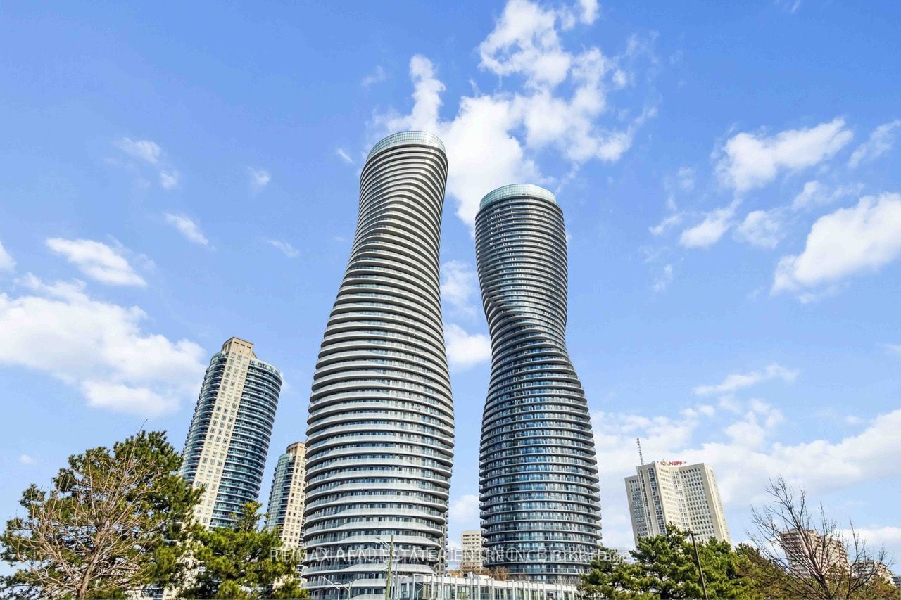 60 Absolute Avenue 203, Mississauga, ON L4Z 0A9