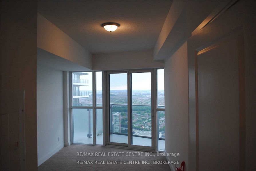 60 Absolute Avenue 203, Mississauga, ON L4Z 0A9 photo 3