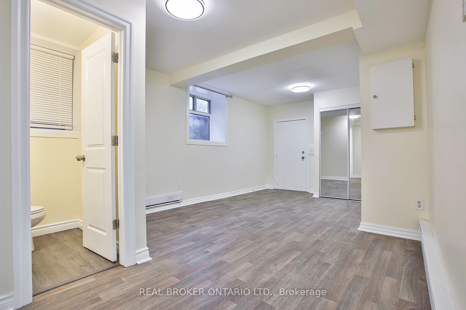 53 Maria Street 5, Toronto, ON M6P 1W1 photo 3