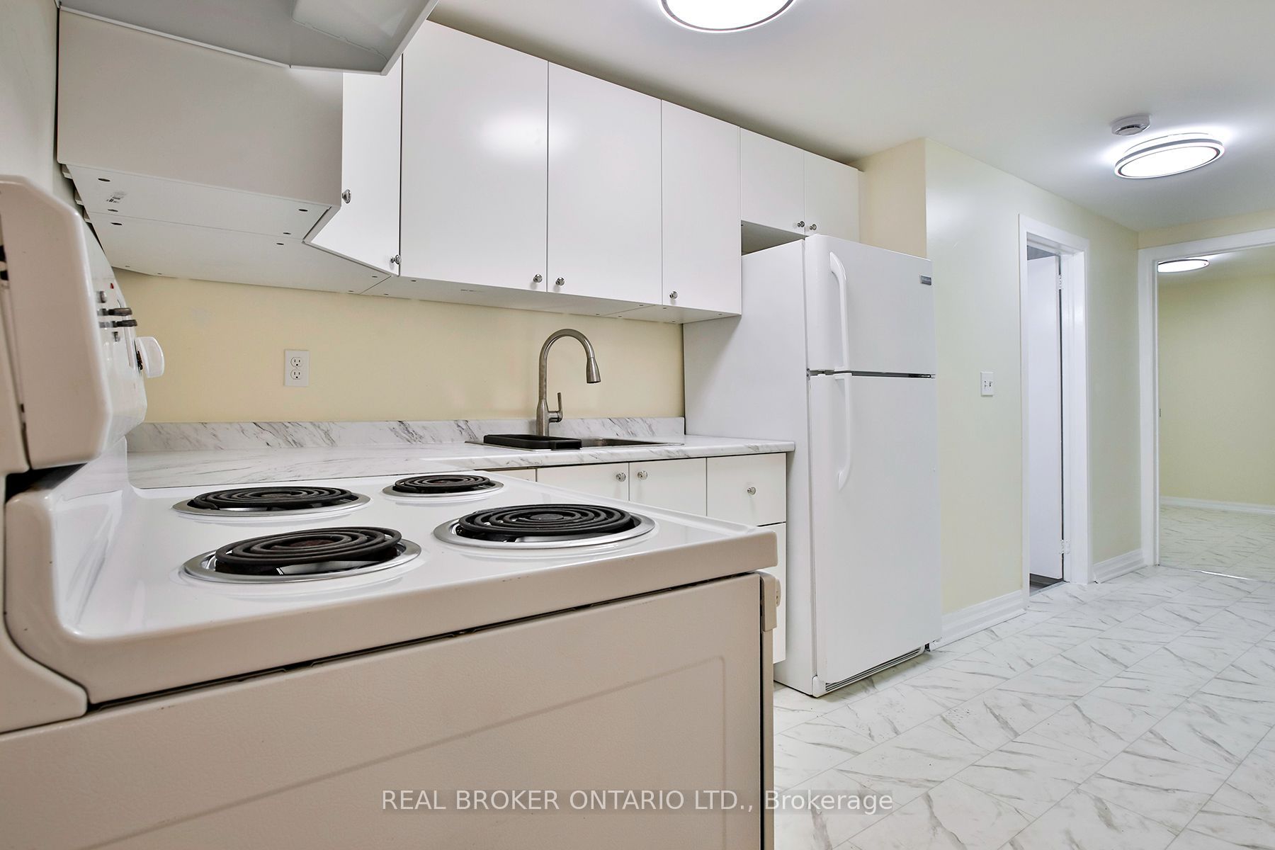 53 Maria Street 5, Toronto, ON M6P 1W1 photo 5
