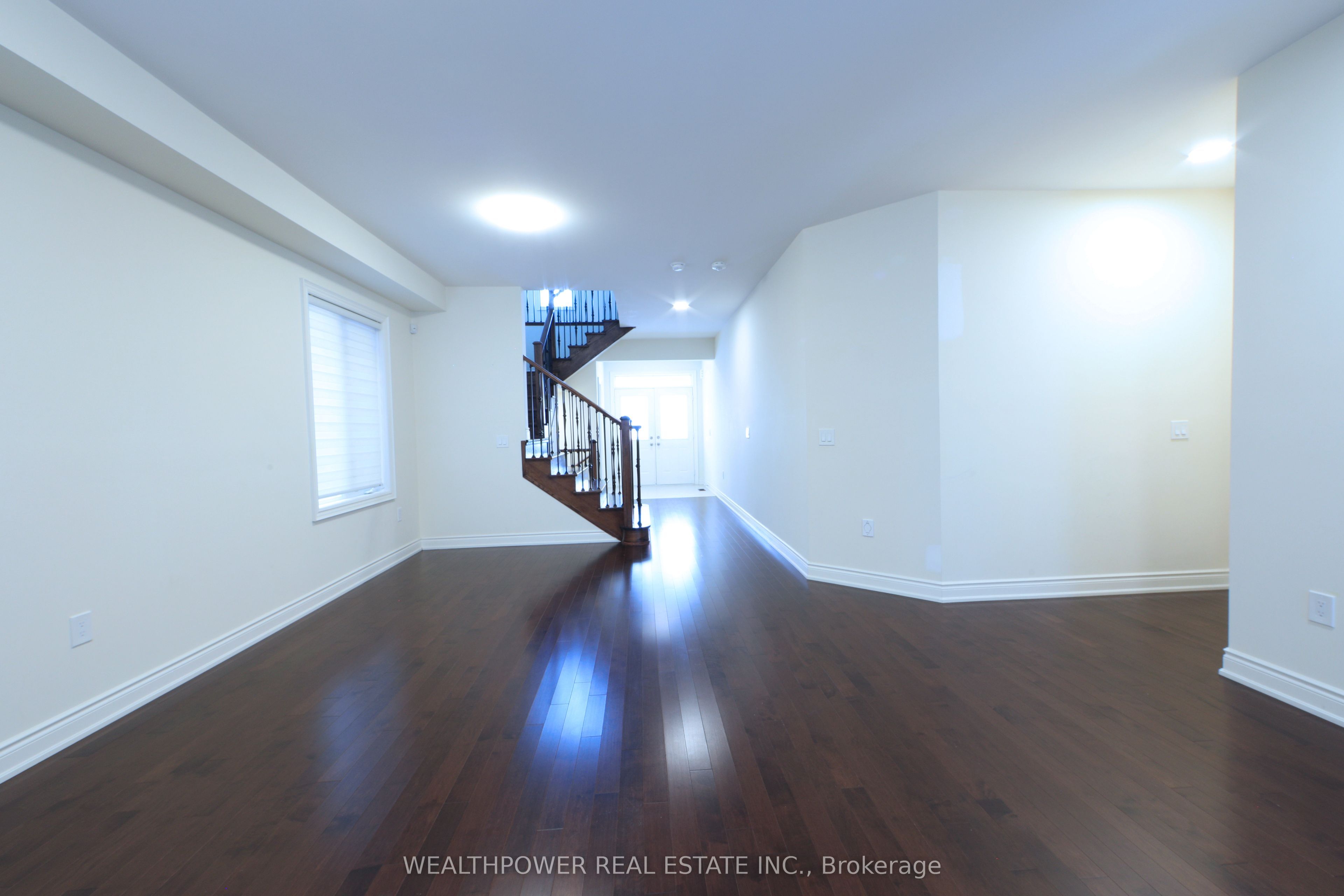 248 Belmore Court, Milton, ON L9E 1H4 photo 3