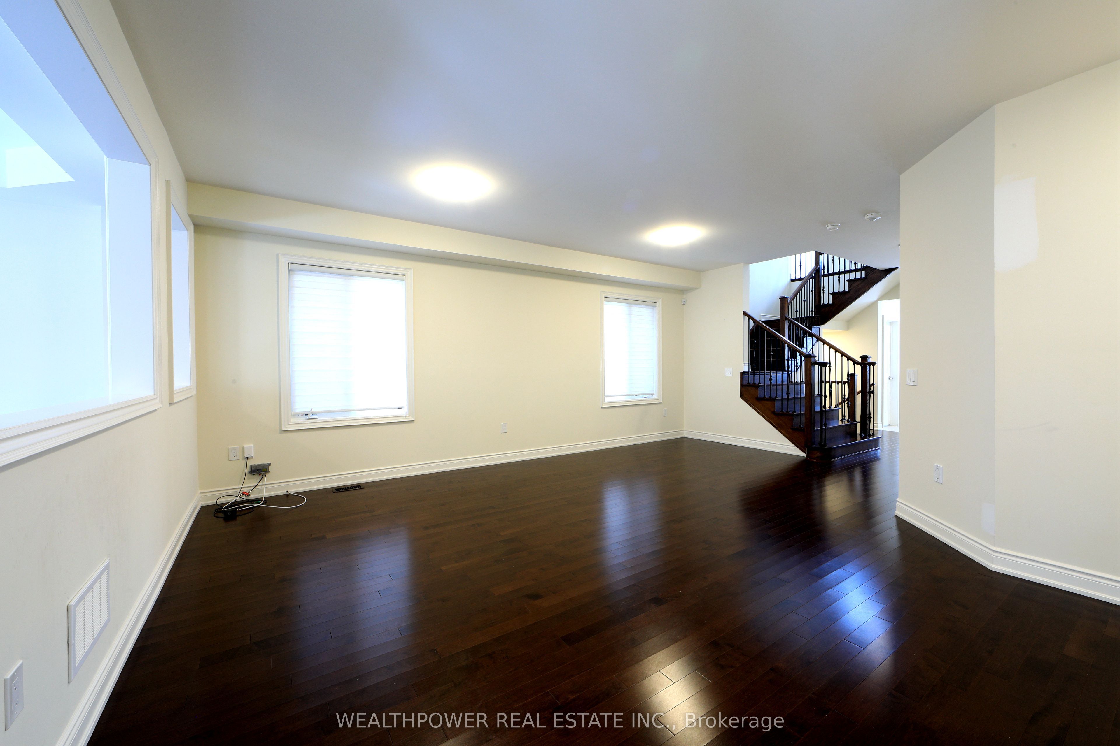 248 Belmore Court, Milton, ON L9E 1H4 photo 4