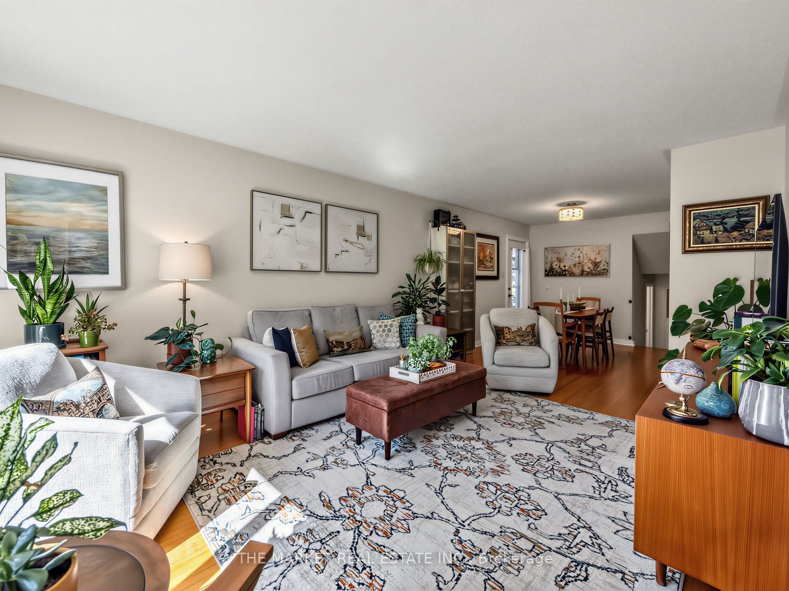 1033 Franconia Drive, Mississauga, ON L4Y 2L6 photo 5
