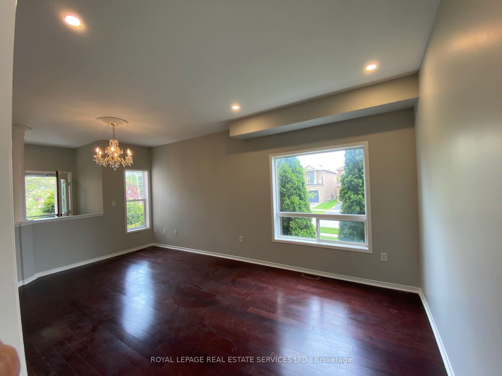 2362 Woodridge Way, Oakville, ON L6H 6S3 photo 4