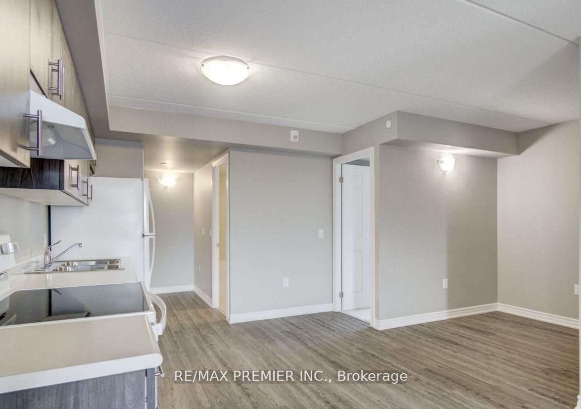 716 Main Street E 905, Milton, ON L9T 3P6 photo 4