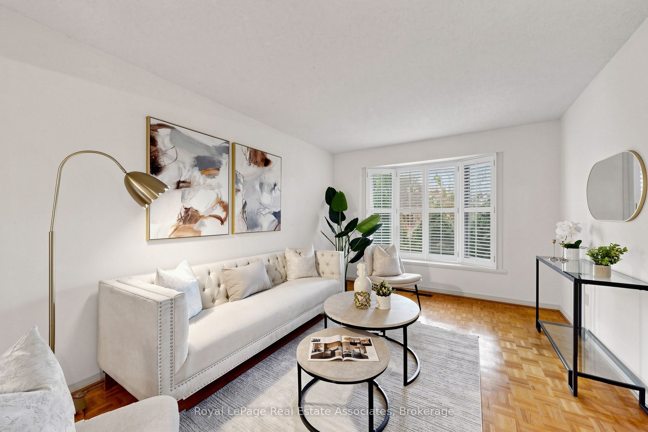 9 Kingsplate Crescent, Toronto, ON M9W 6X6 photo 2