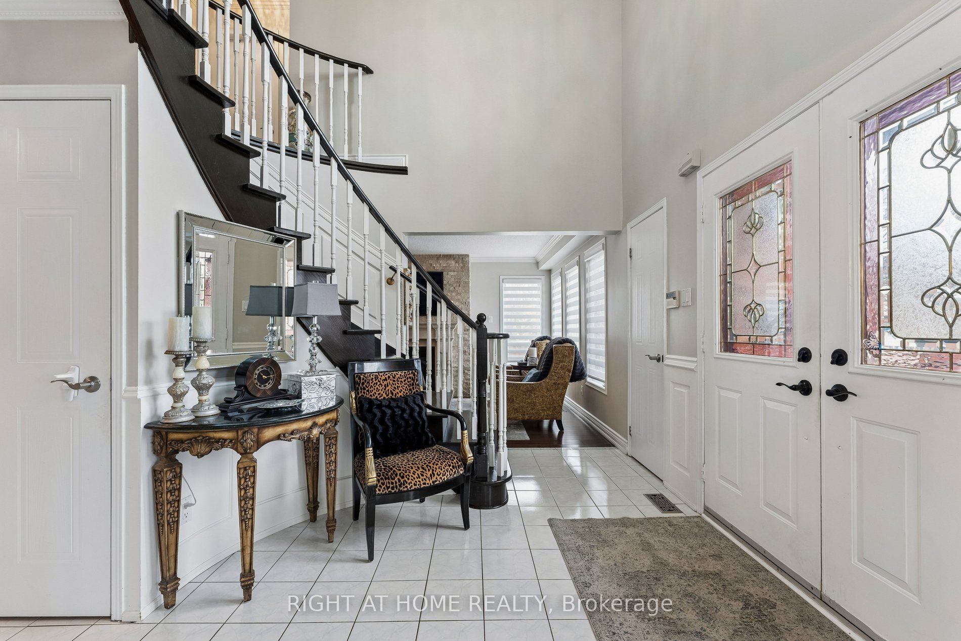 39 Banner Road, Brampton, ON L6X 4K8 photo 3
