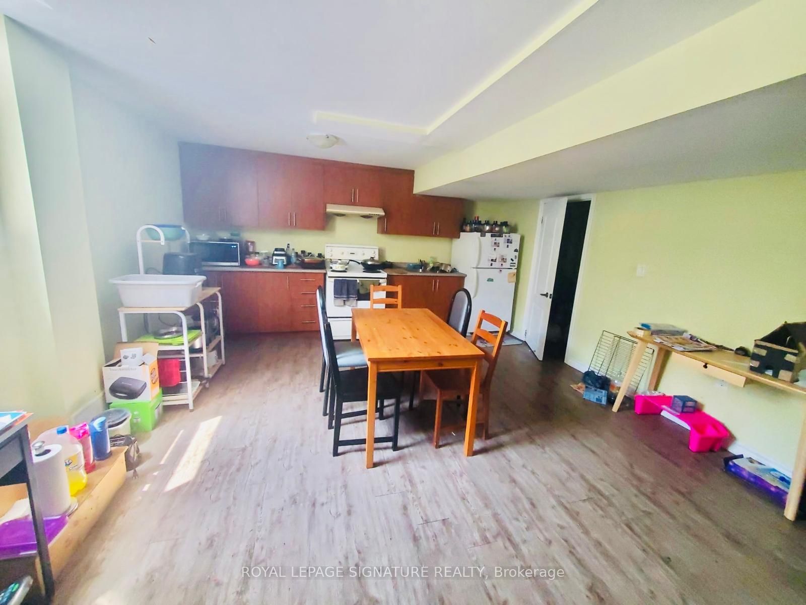 10 Bonavista Drive Lower, Brampton, ON L6X 0N2 photo 2