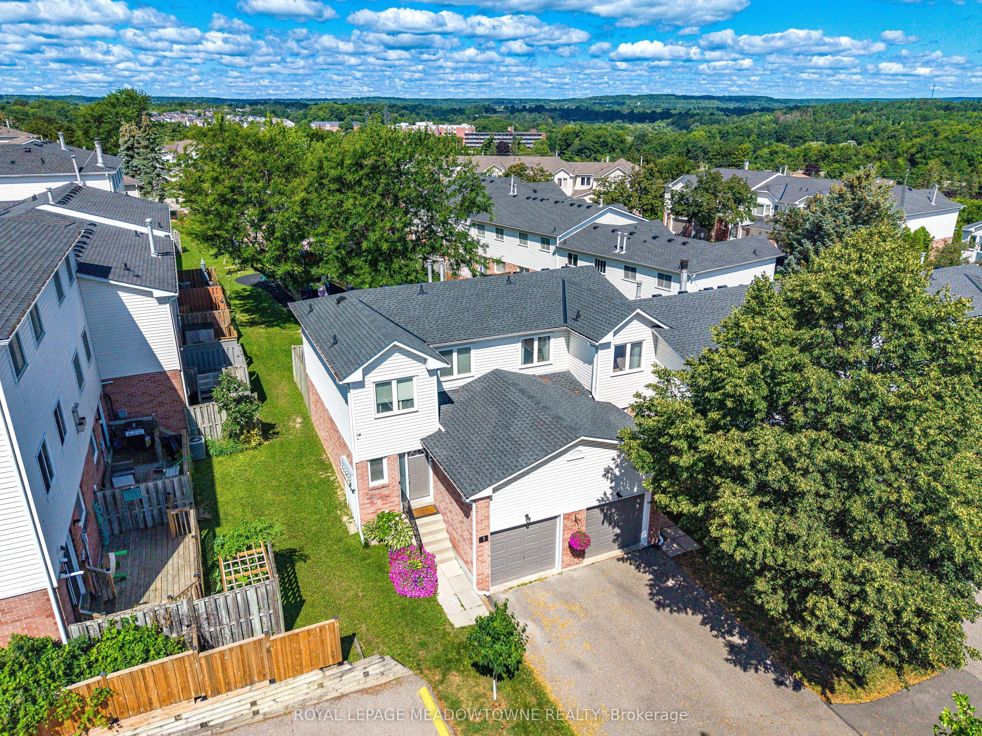 3 Brian Lane, Halton Hills, ON L7G 5L7 photo 2