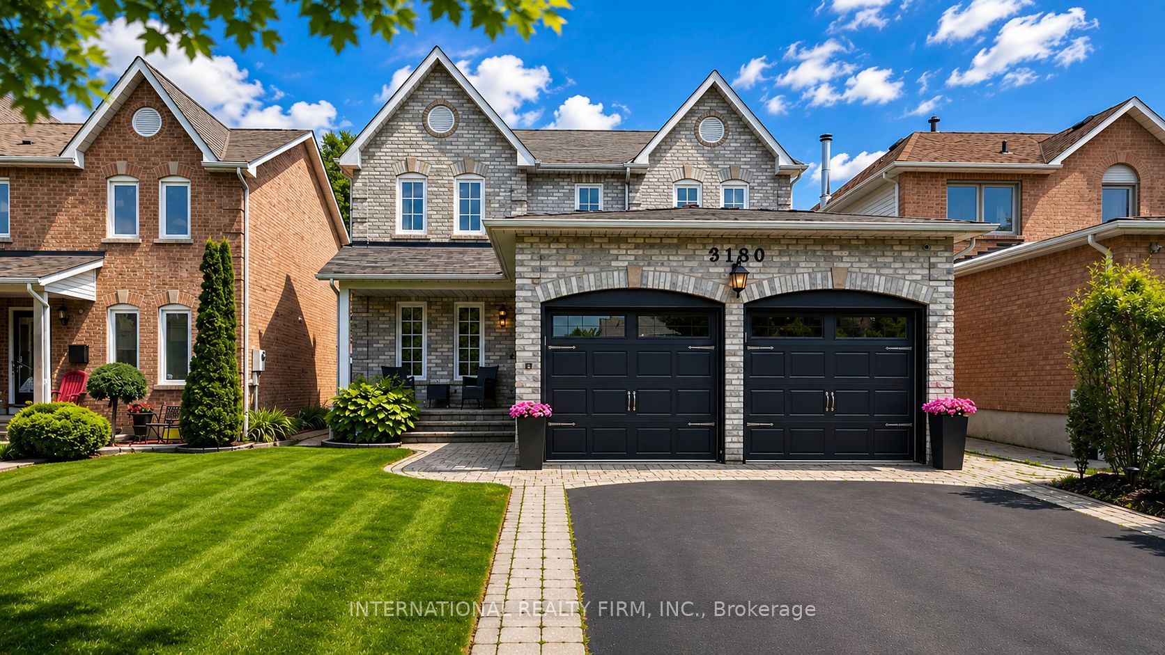 3180 Pebblewood Road, Mississauga, ON L5N 6P5