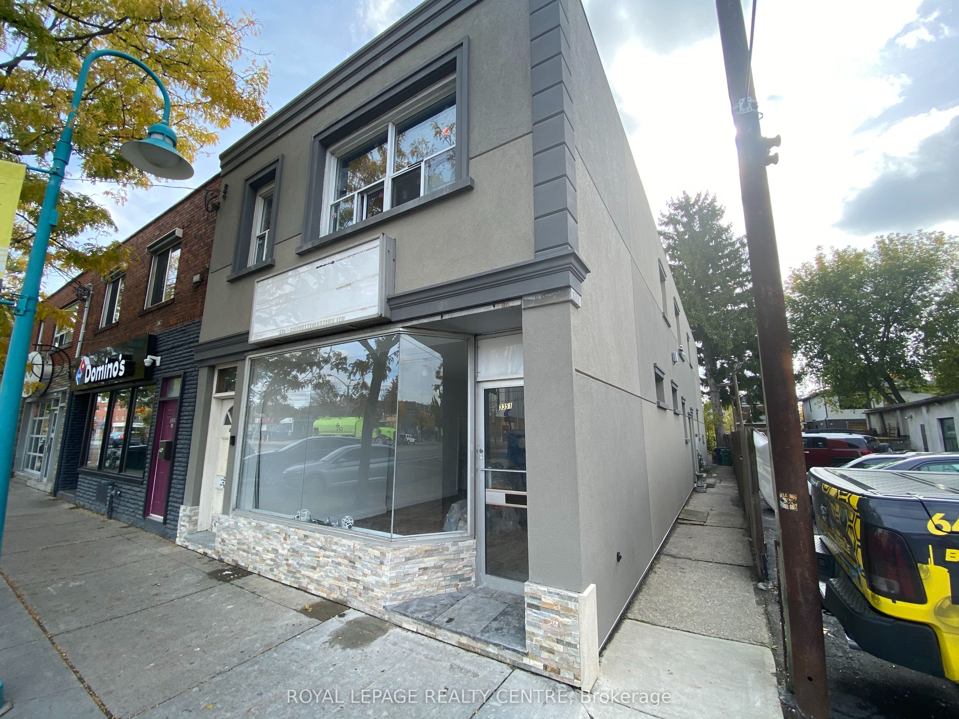 3351 Lakeshore Boulevard 1, Toronto, ON M8N 1N1 photo 2