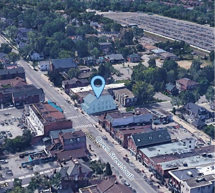 7 Thomas Street 2, Mississauga, ON L5M 1Y4