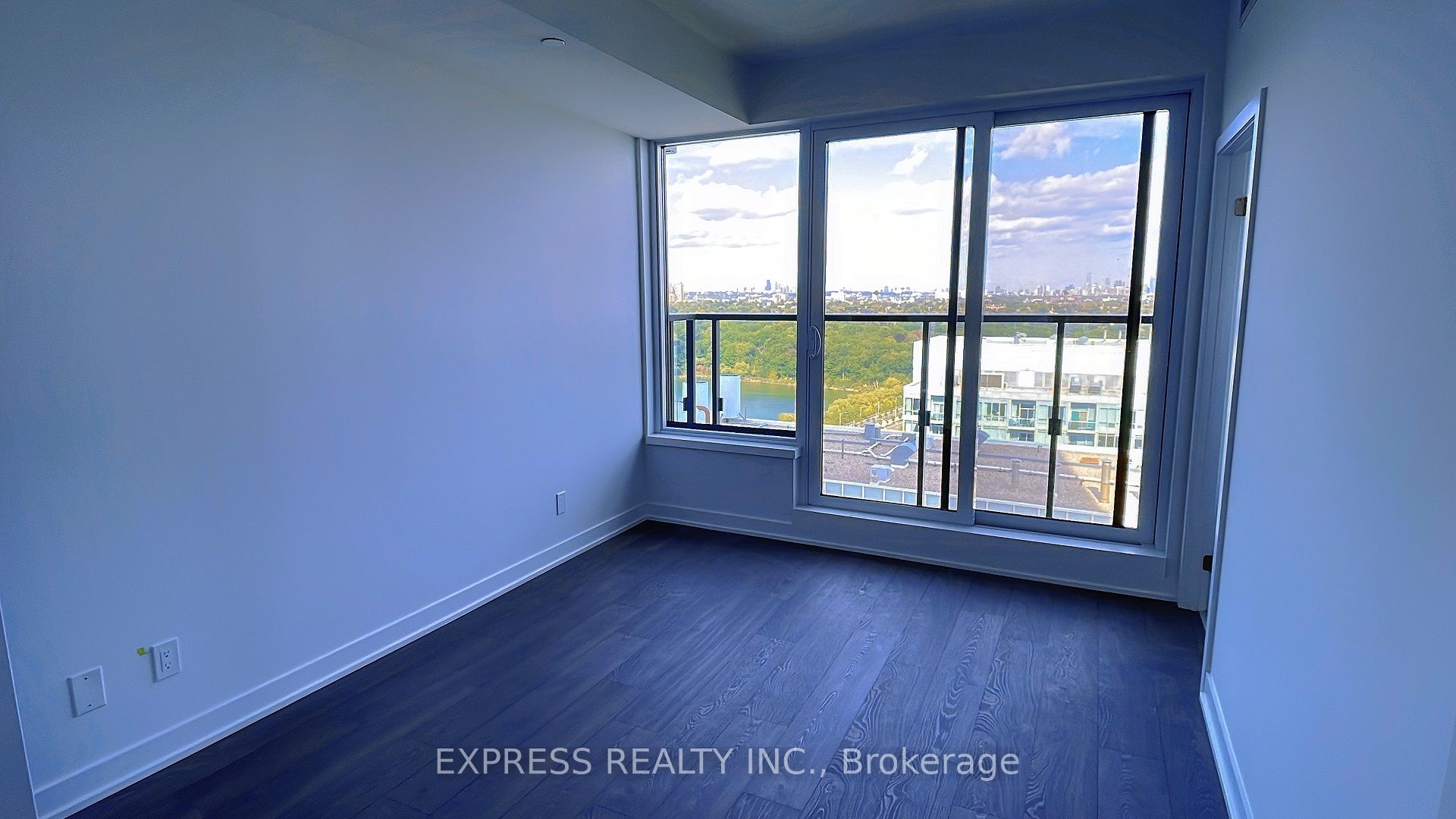 1926 Lake Shore Boulevard W 2807, Toronto, ON M6S 1A1 photo 4