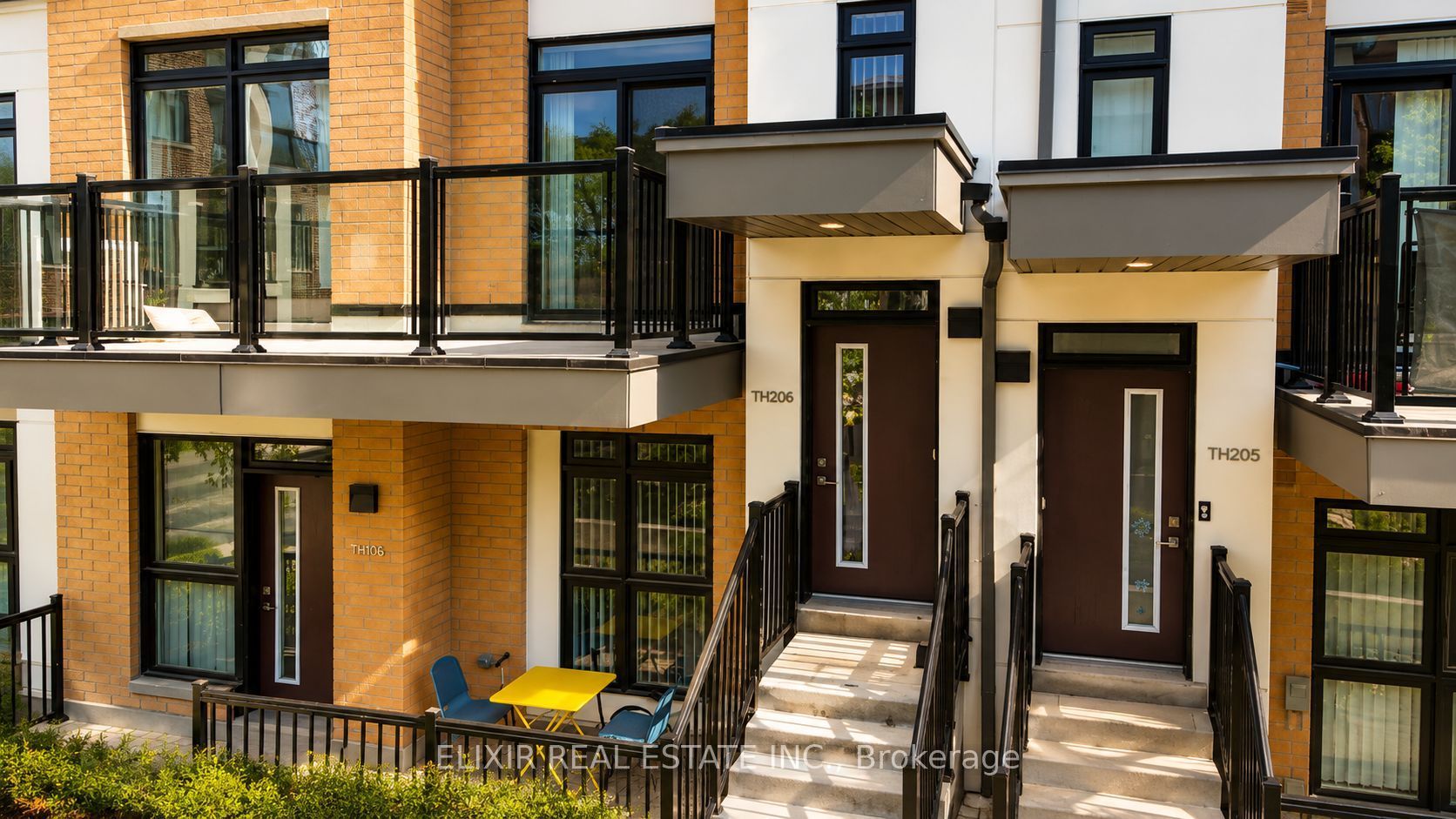 140 Canon Jackson Drive 206, Toronto, ON M6M 0B9 photo 5