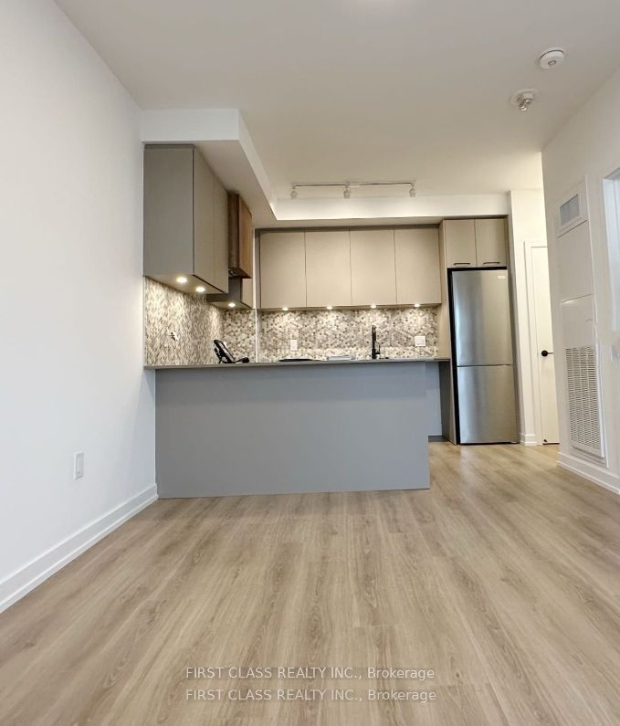 20 Legarfeld Drive B008, Brampton, ON L7A 5L4 photo 3
