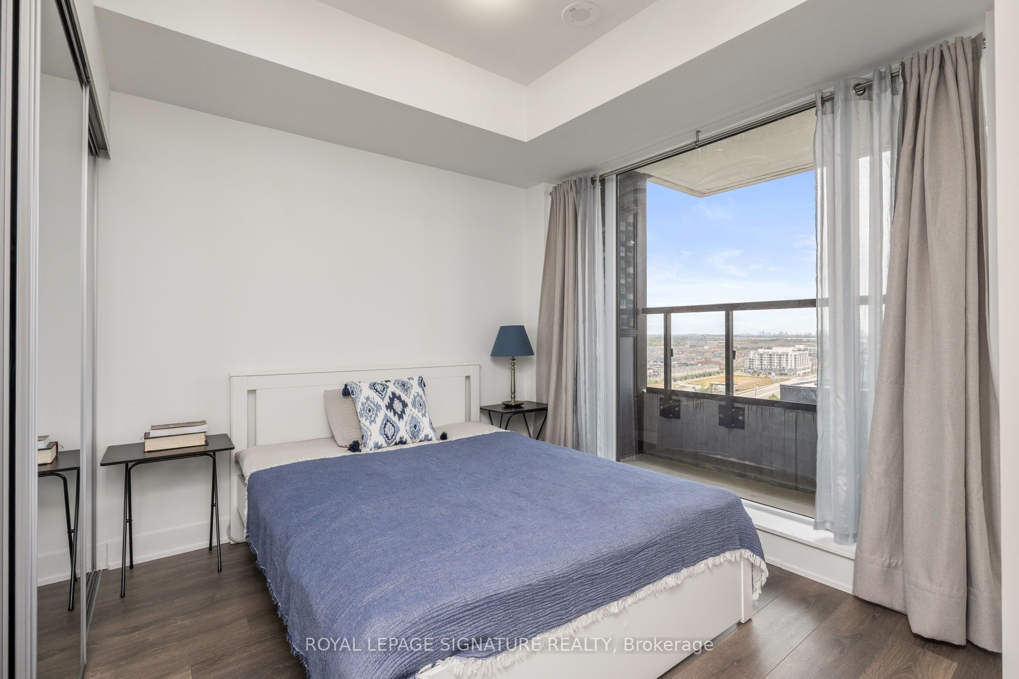 2481 Taunton Road 1607, Oakville, ON L6H 3R7 photo 5