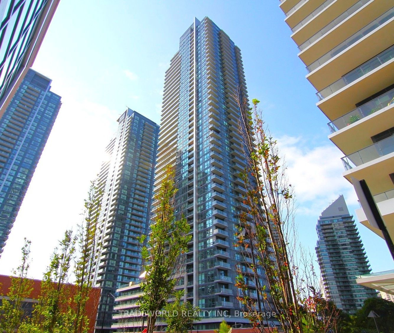 2220 Lake Shore Boulevard W 3306, Toronto, ON M8V 0C1
