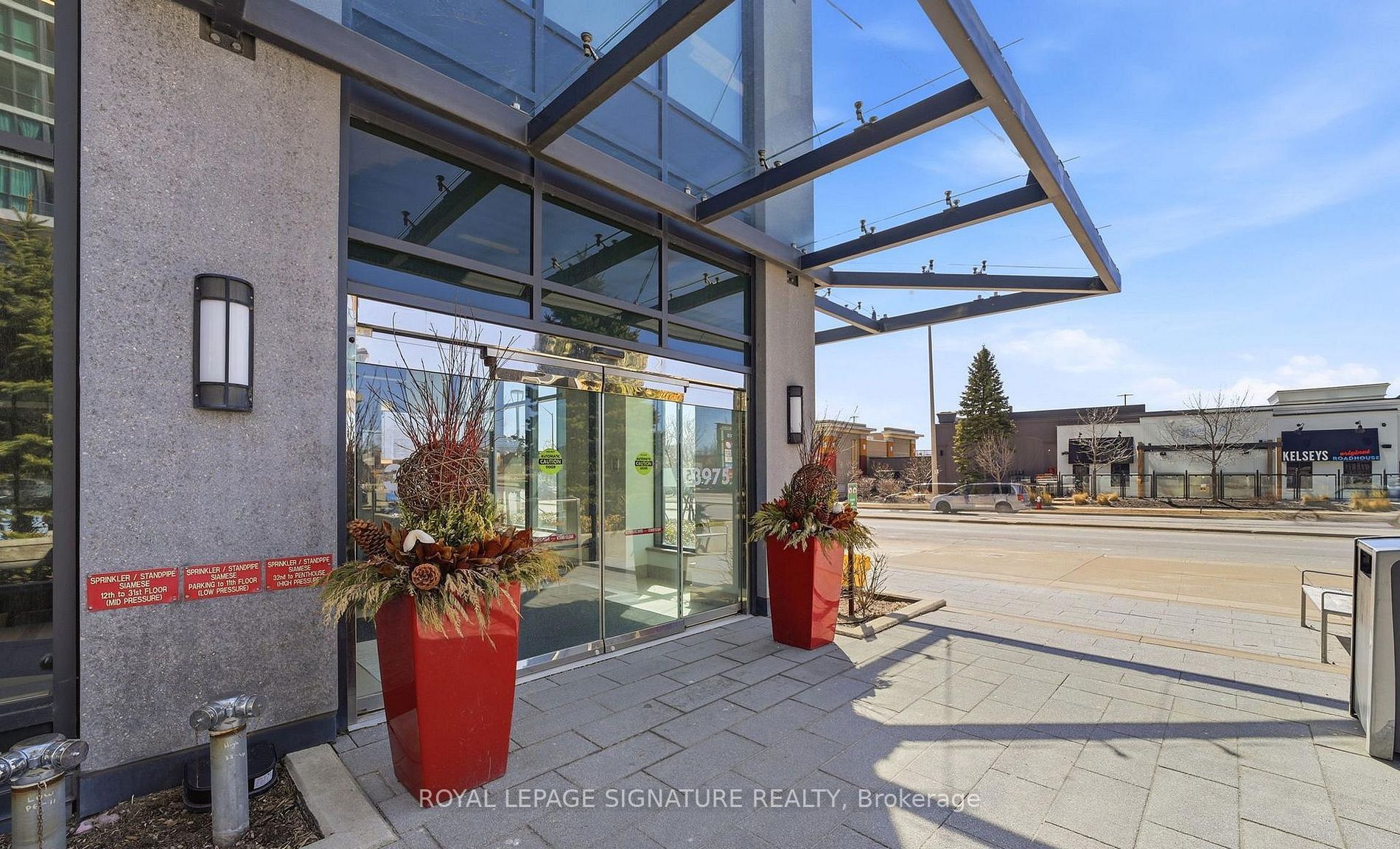 3975 Grand Park Drive 901, Mississauga, ON L5B 0K4 photo 2
