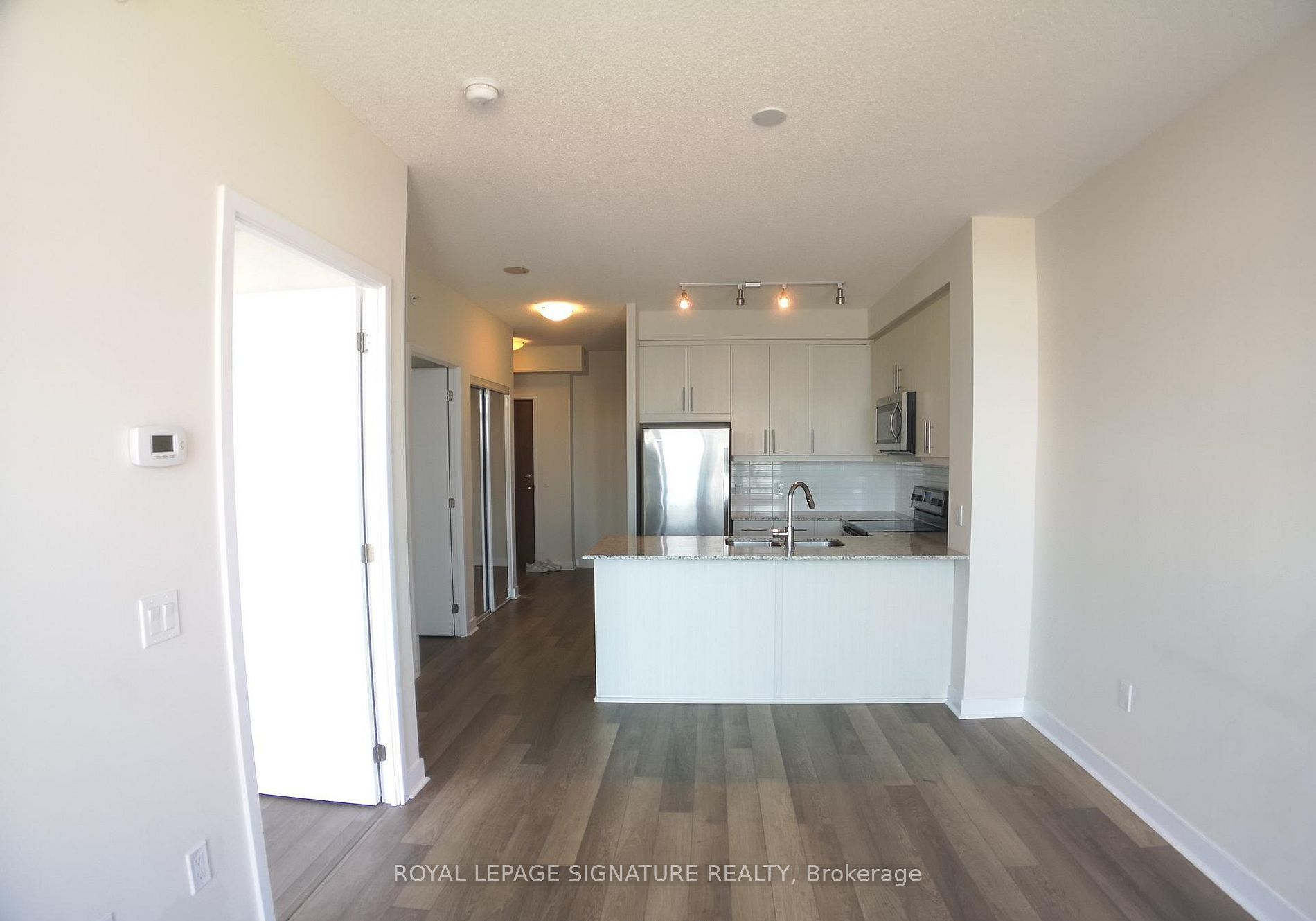 3975 Grand Park Drive 901, Mississauga, ON L5B 0K4 photo 4