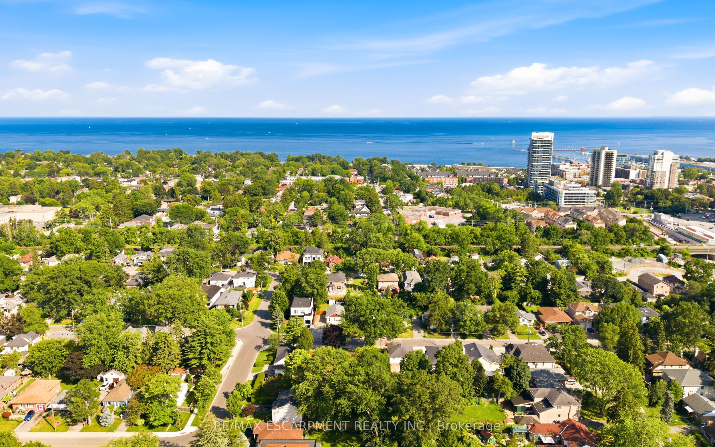 75 Troy Street, Mississauga, ON L5G 1S6 photo 3