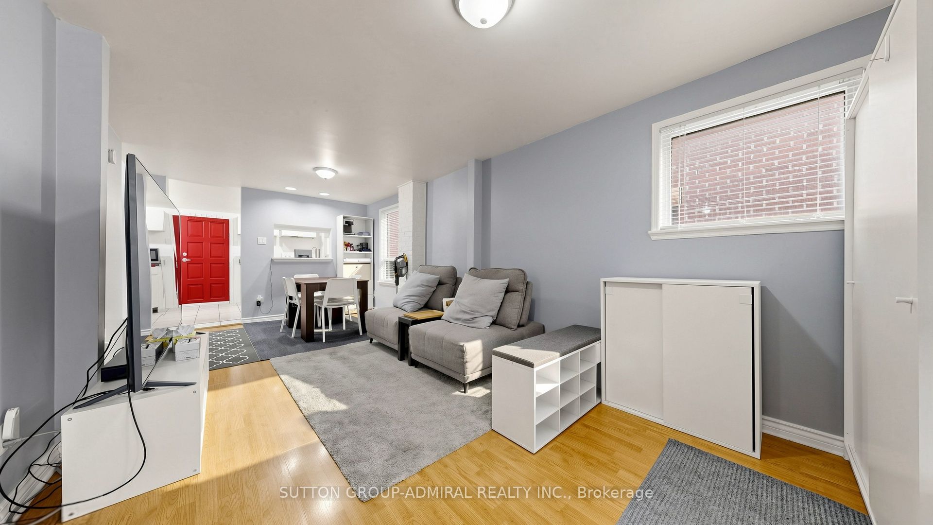 75 Rockcliffe Boulevard, Toronto, ON M6N 4R4 photo 3