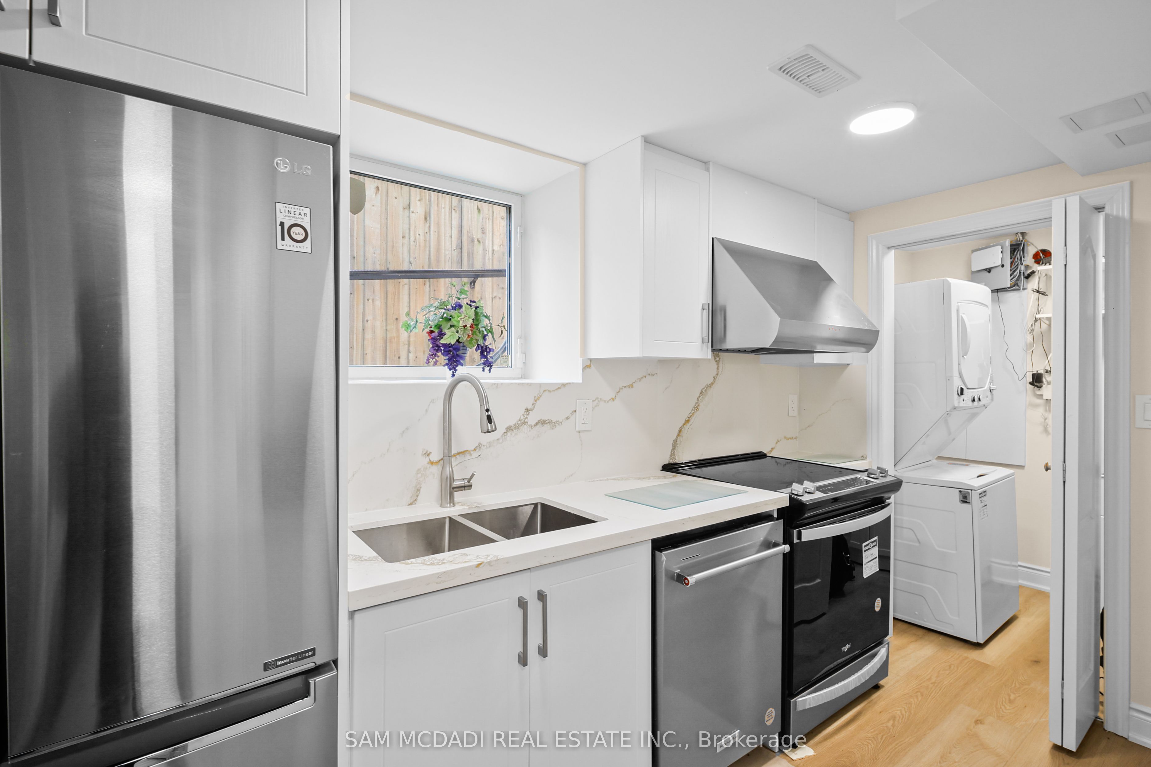 1770 Fellen Place BSMT, Mississauga, ON L5J 4S4 photo 4