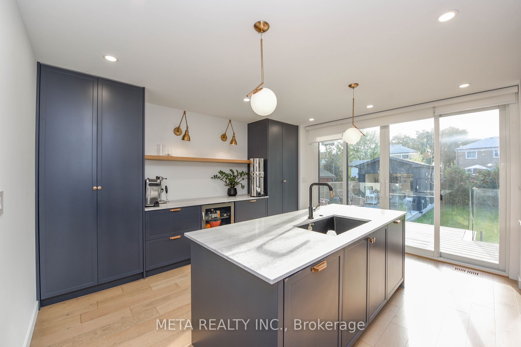 28 Connorvale Avenue, Toronto, ON M8W 4A1