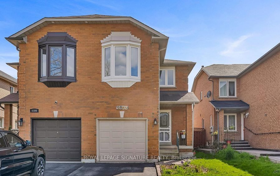 5502 Cosmic Crescent, Mississauga, ON L4Z 3R9