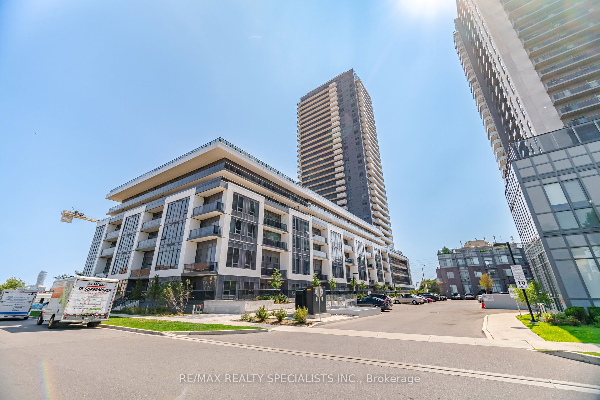 5105 Hurontario Street 308, Mississauga, ON L4Z 3X7