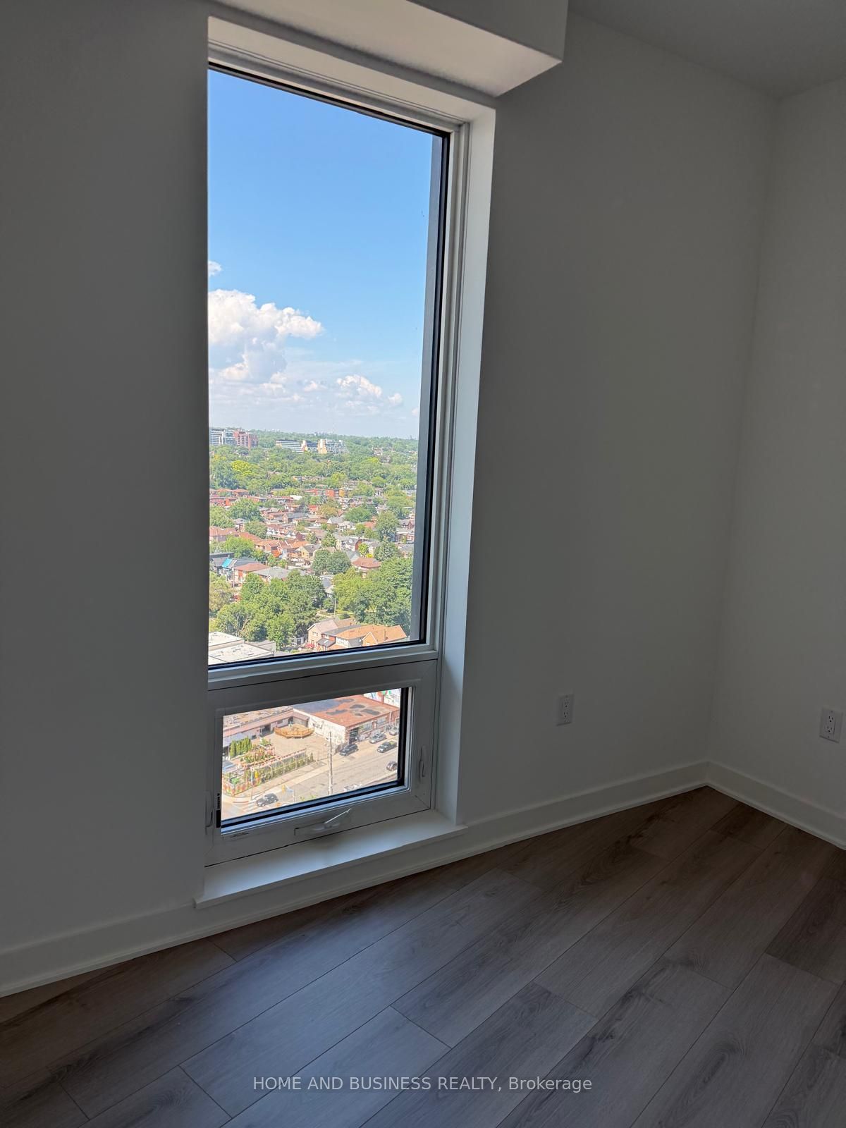 1185 dupont Street, Toronto, ON M6H 0G5 photo 4