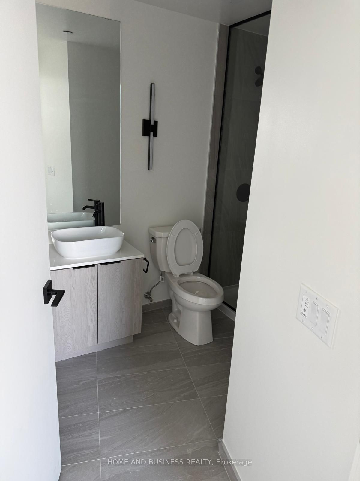 1185 dupont Street, Toronto, ON M6H 0G5 photo 5