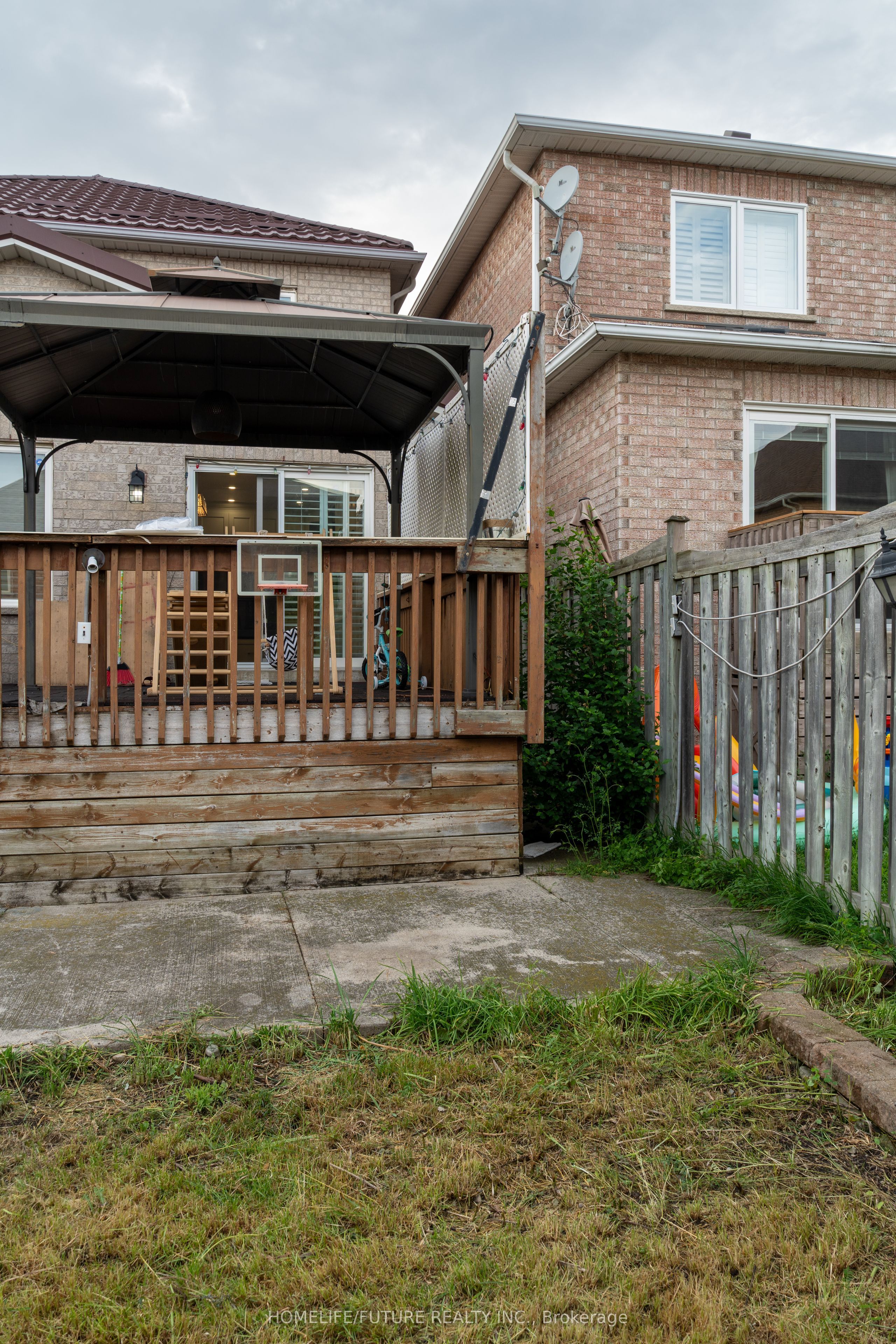 620 Madame Street, Mississauga, ON L5W 1G6 photo 5