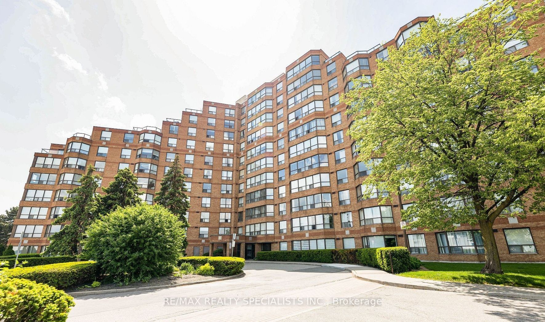 6 Humberline Drive 319, Toronto, ON M9W 6X8 photo 2
