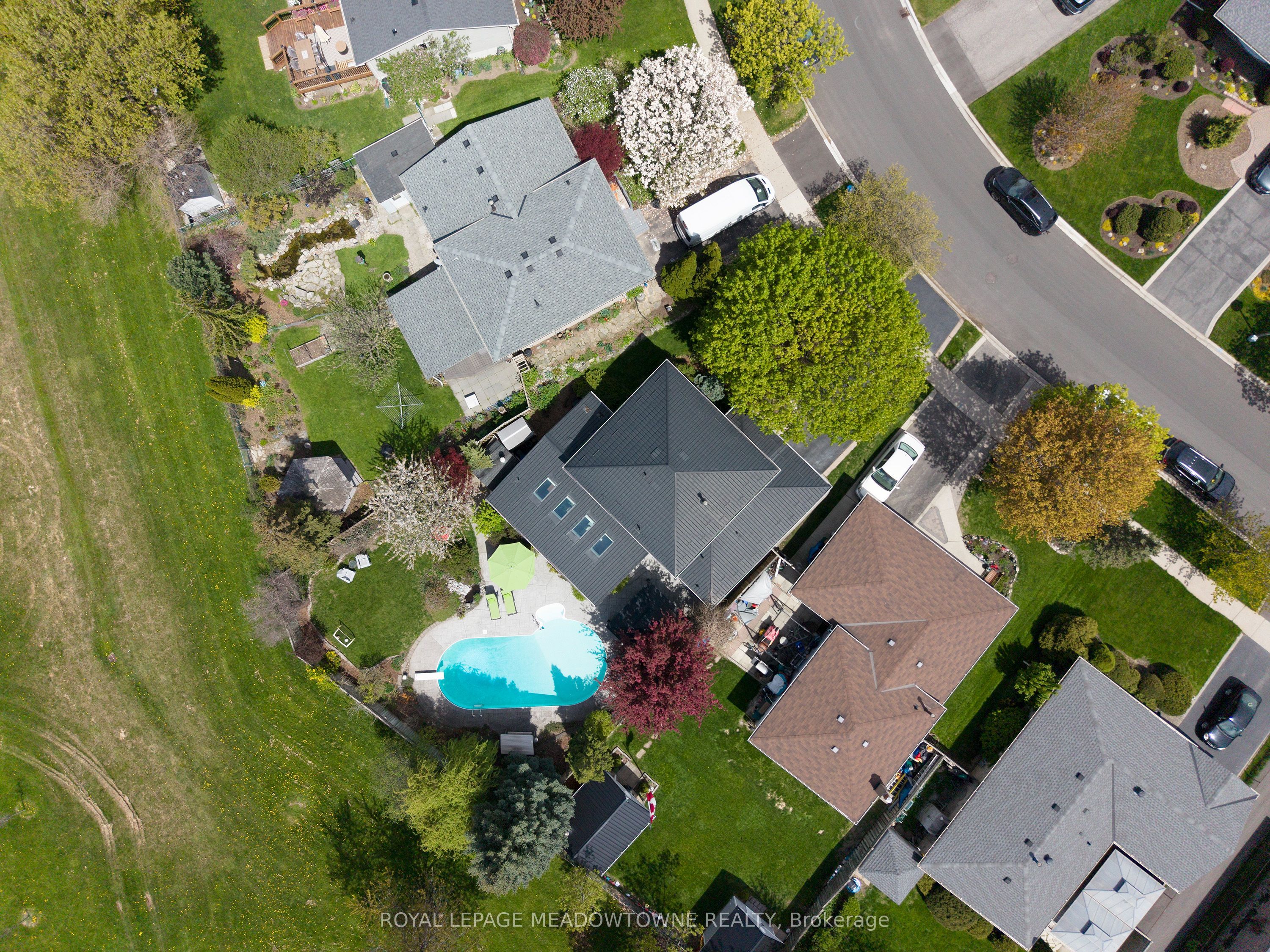 855 Maple Avenue, Milton, ON L9T 3N3 photo 3