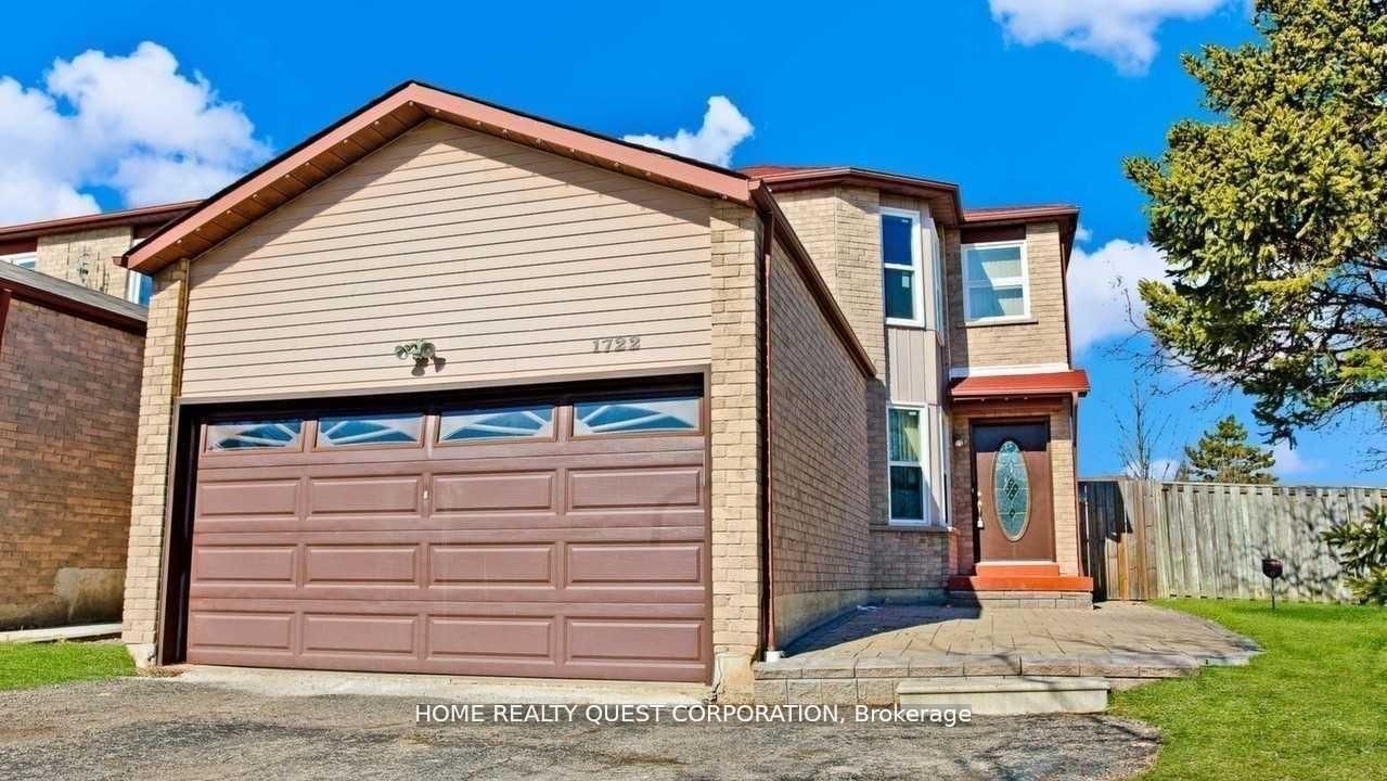 1722 Princelea Place Room B, Mississauga, ON L5M 3R4