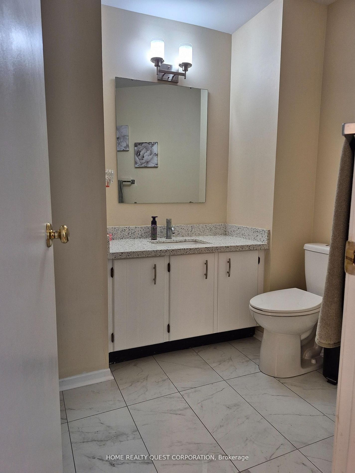 1722 Princelea Place Room B, Mississauga, ON L5M 3R4 photo 2