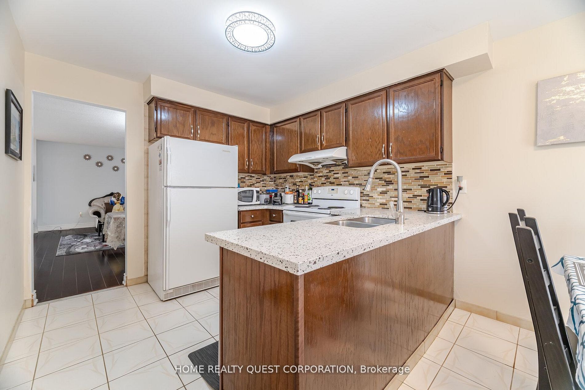 1722 Princelea Place Room B, Mississauga, ON L5M 3R4 photo 5