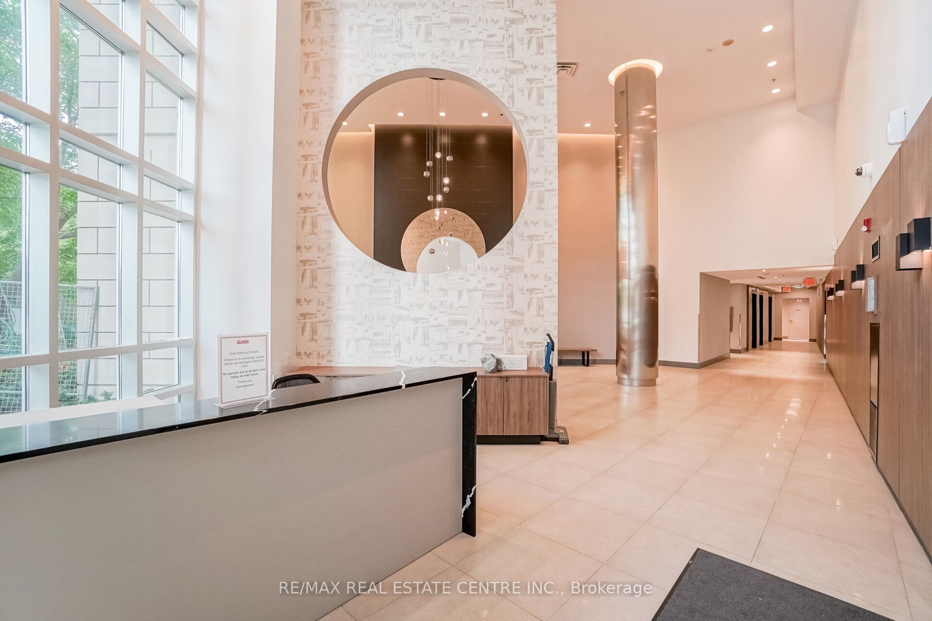 90 Absolute Avenue 205, Mississauga, ON L4Z 0A3 photo 4