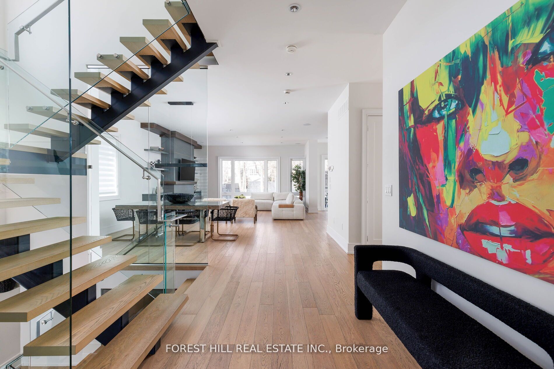 8 Nora Road, Toronto, ON M9A 1C9 photo 4